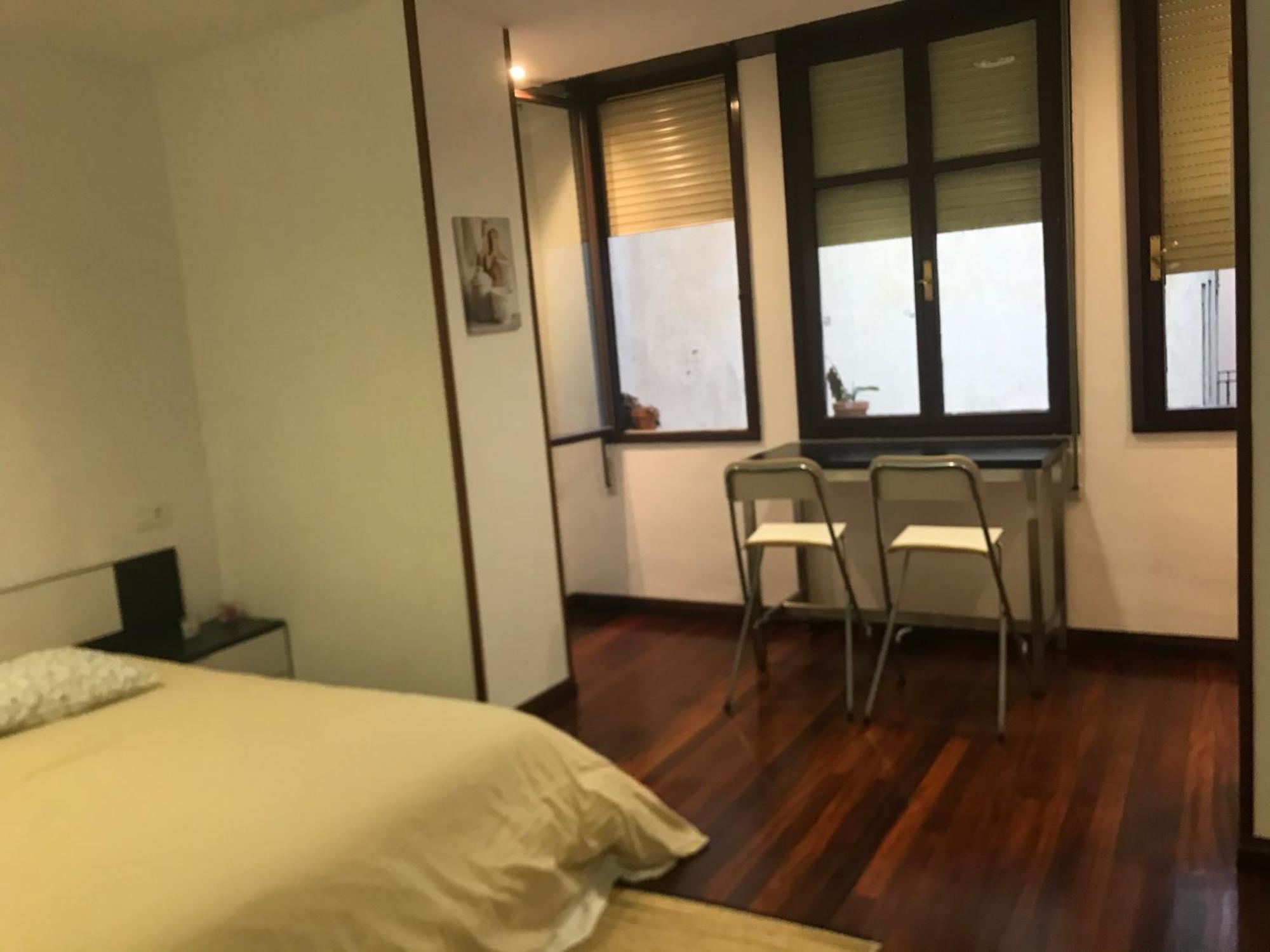 Apartamento En Pleno Centro Catedral 1D オビエド エクステリア 写真